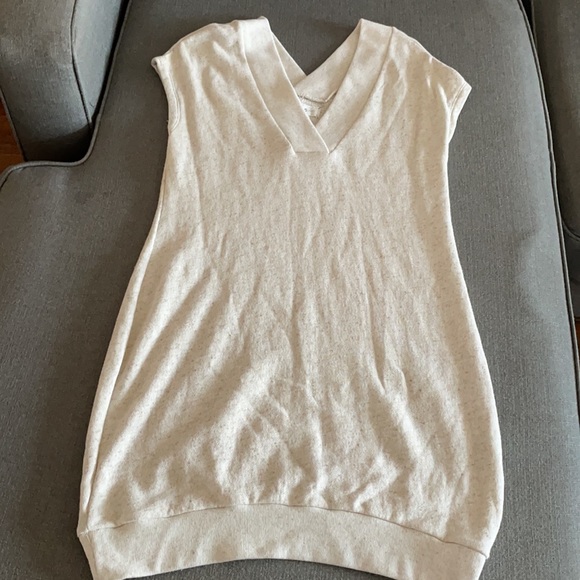 Lou & Grey Double V Sweater dress - Picture 6 of 13